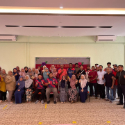 PEJABAT KEDA ZON 4, SIK ANJUR KURSUS PENDIGITALAN UNTUK WARGA DESA KEDA DAERAH SIK