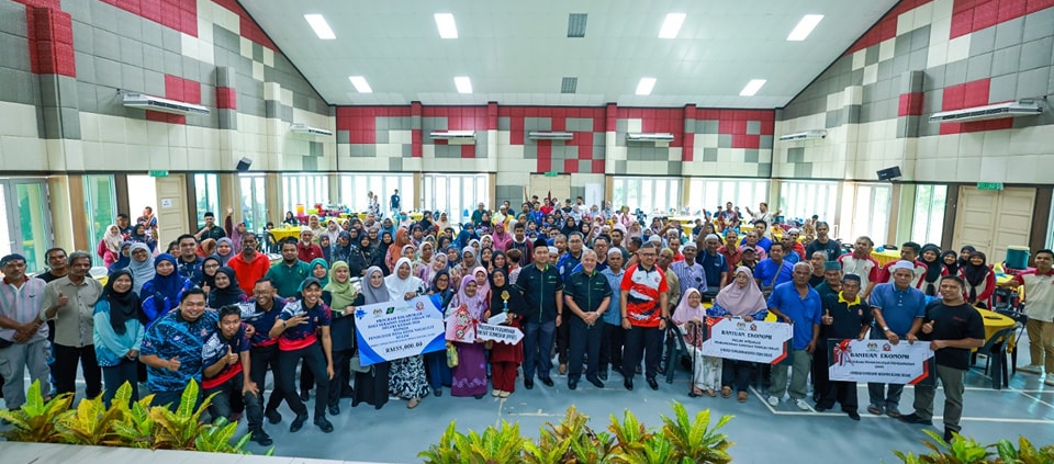 DESA KEDA NAGALILIT JOHAN PERTANDINGAN KACAU BUBUR ASYURA PERINGKAT KEDA ZON 6, KULIM