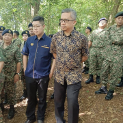 LAWATAN JAKPAW DAN ANGGOTA SUKARELA REJ 513 (AW) KE SURVIVAL VILLAGE 19 RAMD (MEK)