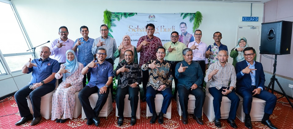 MAJLIS SEKALUNG BUDI SEJAMBAK KASIH DATUK CHE MURAD SAYANG BIN RAMJAN