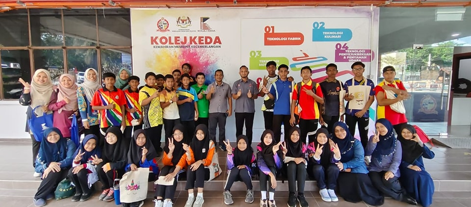 LAWATAN PROGRAM "JOM JELAJAH ILMU" MURID BEKEPERLUAN PENDIDIKAN KHAS (MBPK) KE KOLEJ KEDA