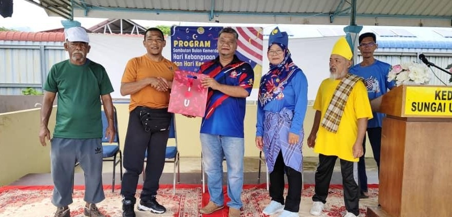 SAMBUTAN HARI KELUARGA DAN PENUTUP BULAN KEMERDEKAAN DESA KEDA SUNGAI UDANG