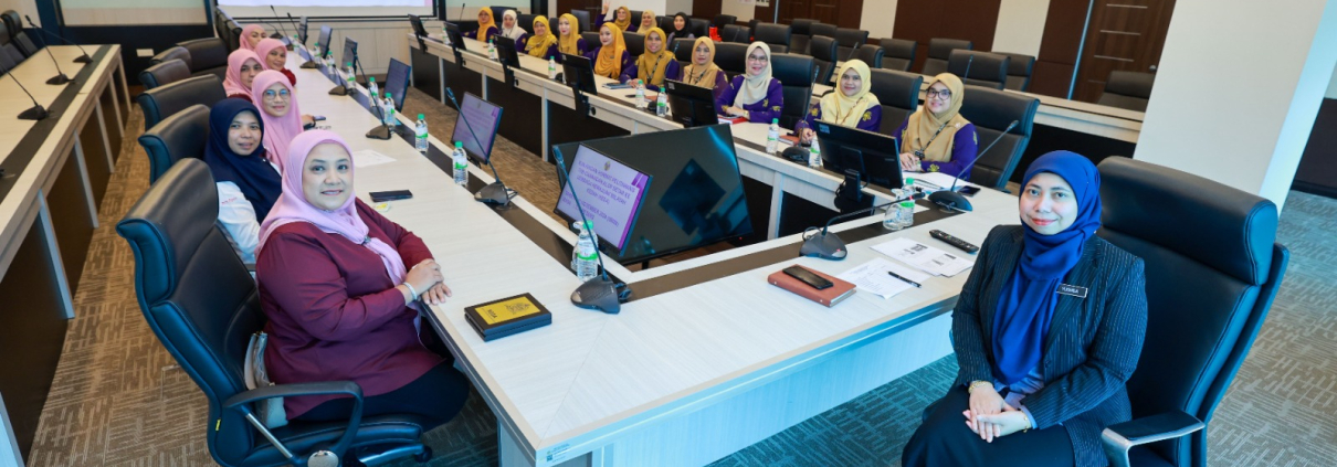 KUNJUNG HORMAT PELITAWANIS TNB KEPADA PUSPANITA KEDA