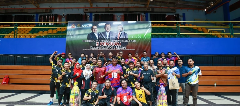 PERLAWANAN PERSAHABATAN 3 PENJURU KEDA, KKDW DAN PERDA MERIAH DAN SENGIT