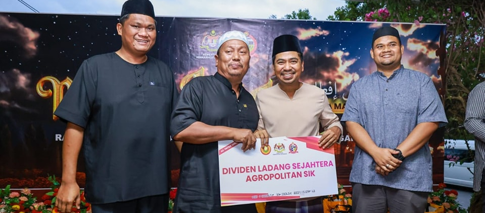 KEDA SERAHKAN DIVIDEN LADANG SEJAHTERA